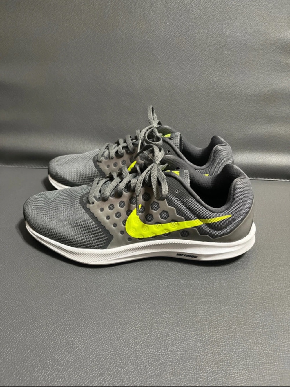 Nike Downshifter men’s 8